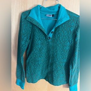 Kavu size medium pullover green and blue